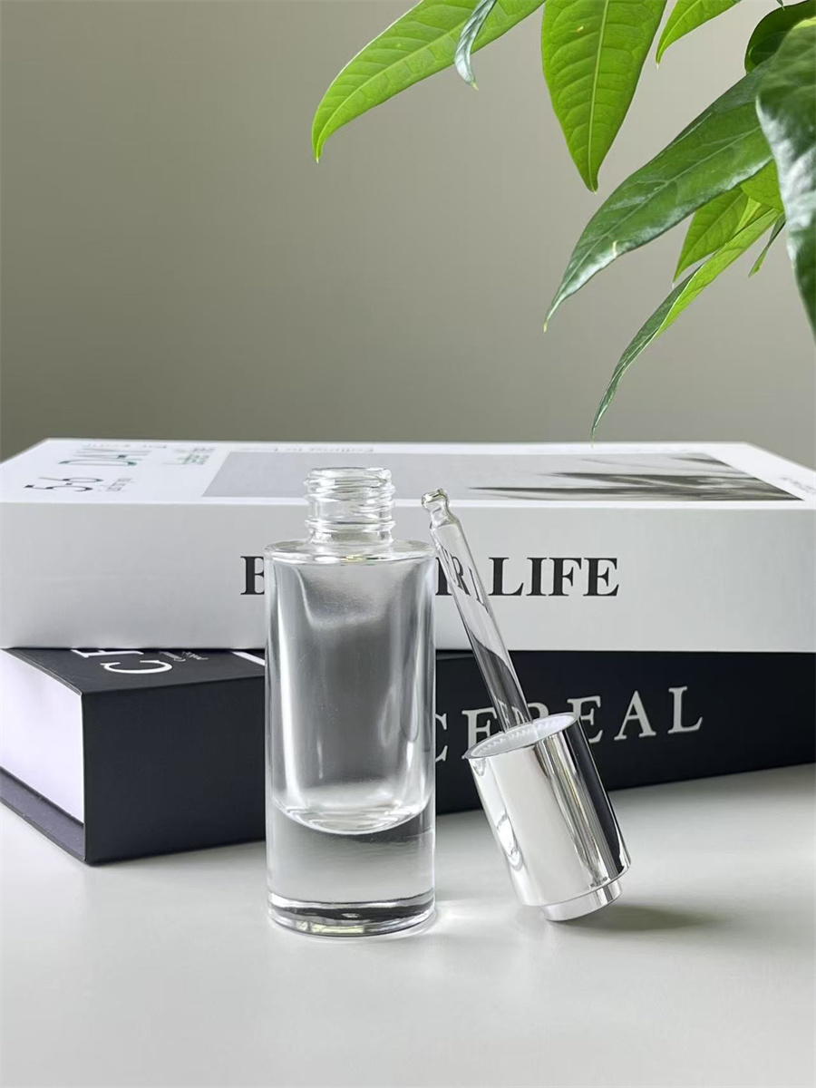 Essential Oil 28